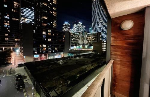 Canary Wharf Apartment | The Canary Hub