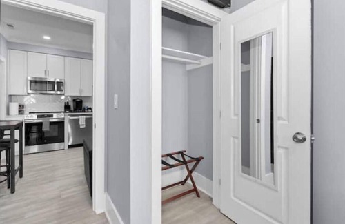 Kingman Park Apartment | The Capitol Suite + 2Bed Condo+Private Parking