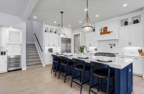 Horseshoe Bay House | The Captain's Cove at 110 | Concierge Services