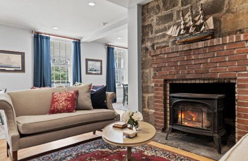 Westbrook Center Bed & Breakfast | The Captain Stannard
