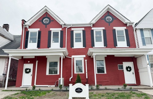 Evansville Apartment | The Cardinal D/QUEEN 1BD/1BA Studionn