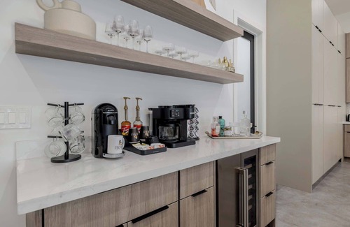 Peaceful Valley House | The Carlisle Experience | 4 Showers | Heated Pool