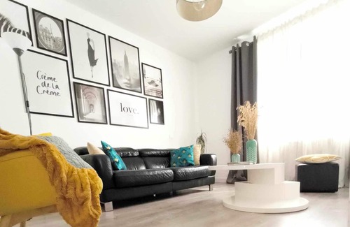 Charleville-Mezieres Apartment | The Carolo suite