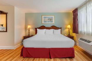 Middletown Hotel | The Carriage House Inn Newport