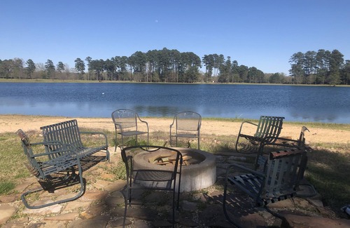 Benton House | The Casita at Anderson Lake