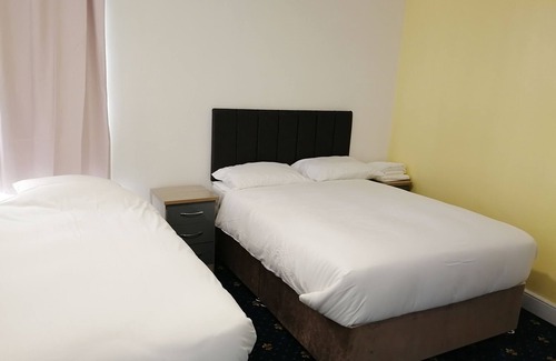 Egremont Apartment | The Cat Inn - Mountain View Apartment