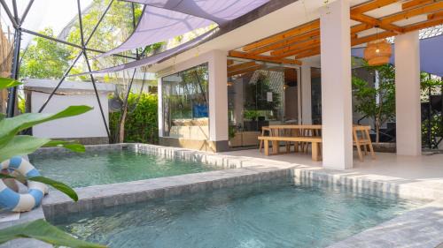 Hin Lek Fai Villa | The Cayla Premium - พูลวิลล่าหัวหิน