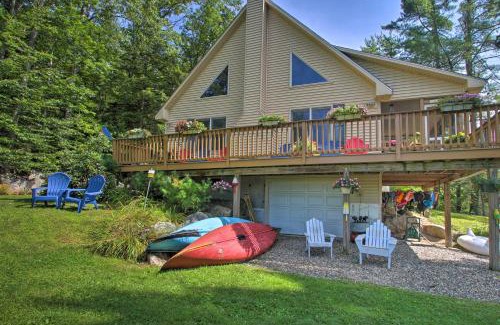 Raymond House | The Cedars Cabin with Beach Access on Panther Pond