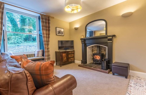 Ingleton Apartment | THE CELLS, with open fire in Ingleton