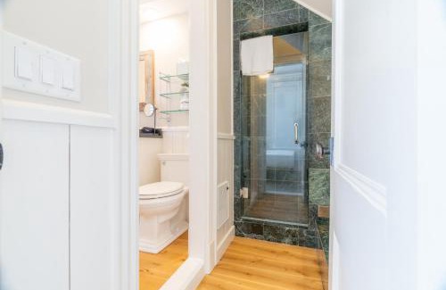 Nantucket Town Hotel | The Centerboard Nantucket