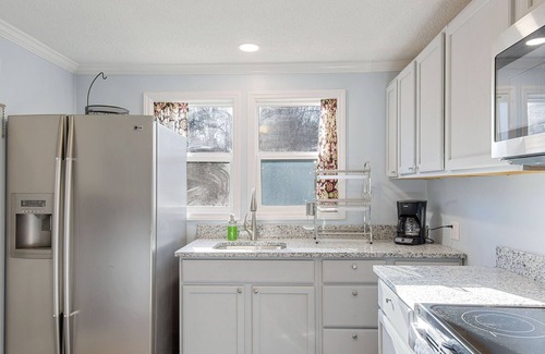 Gastonia House | The Charming City Cottage