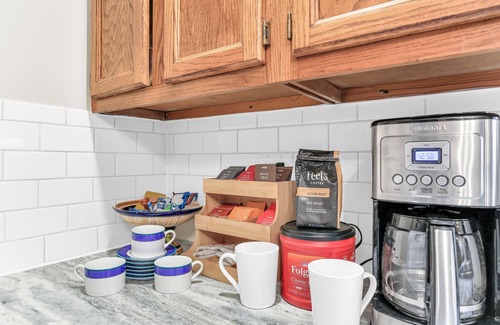 Champaign House | The Charming Home: 3-bedroom house, blocks to downtown Champaign, with WiFi, AC