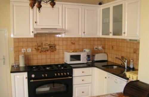 Baud House | THE CHAUMIERES de KERHOUIDEN - THE OVEN