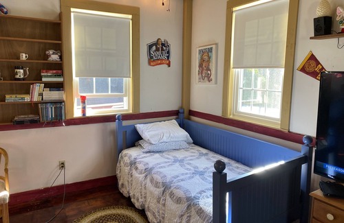 Newfield House | The Chellis House at 111 Elm St Newfield ME … private 2 floor accommodation
