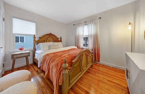 Saint James House | The Christine - 3 bed, 2 bath house has wifi, a work space, and 3 season porch.