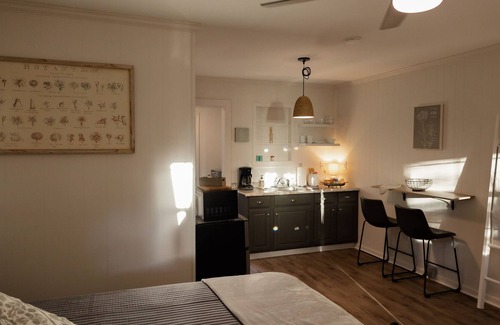 Benton House | The Church tiny home-Minutes to Ocoee & Hiwassee Rivers