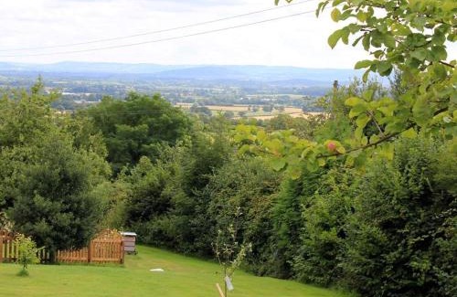 Flaxley House | The Cider Barn