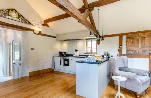 Hereford Cottage | THE CIDER MILL, romantic, with open fire in Westhope, Herefordshire