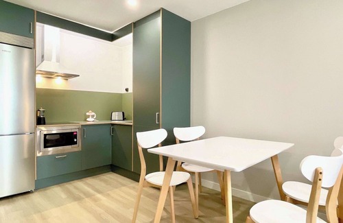 Covas Apartment | The Cliffs - AT Seiramar Sacido