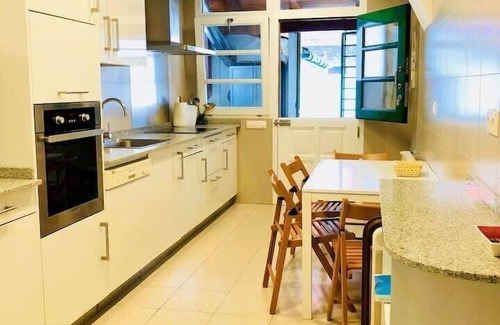 Covas Ski Chalet | The Cliffs - Covas Seabreeze Cottage