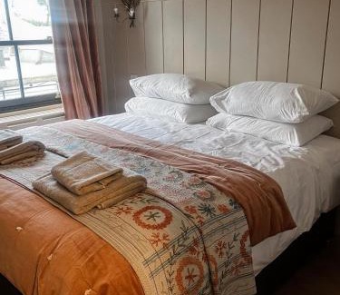 Roundwood Hotel | The Coach House