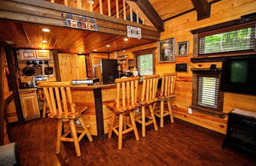 Murfreesboro House | The Codex - Parker Creek Bend Cabins