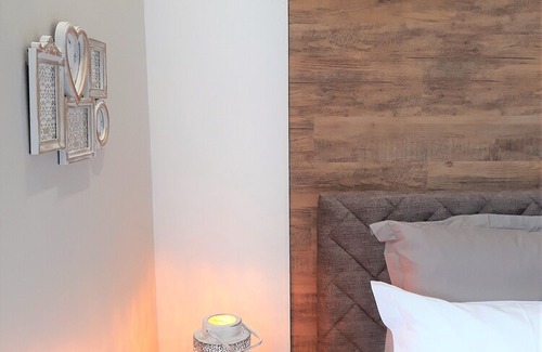Lamego Apartment | The College Corner 201