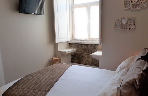 Lamego Apartment | The College Corner 201