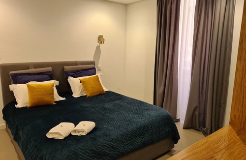 Lamego Apartment | The College Corner 203