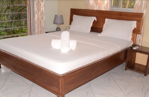 Kribi Hotel | The Comfort Standard Room at Gîtes de Kribi Hotel