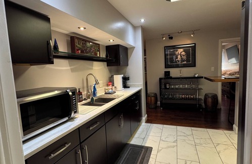 Old Northside House | The Conclave Experience - 2 bed, 1.5 Bath