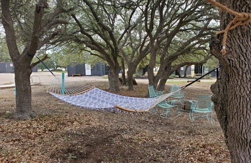Johnson City House | The Container Retreat @ 290 Wine Trail #1
