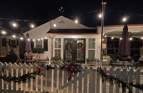 Bristol Cottage | The Coop at Coptimist Cottage