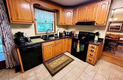 Valley Creek Run House | The Copper Lady Cottage in Maggie Valley