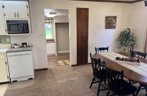 Escambia County House | The Cottage at Steve’s Farm in Walnut Hill Fl