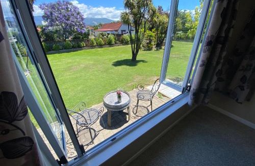 Motueka Apartment | The cottage at the Gables