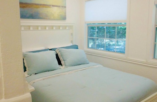 Monticello Bed & Breakfast | The Cottage Bed & Breakfast