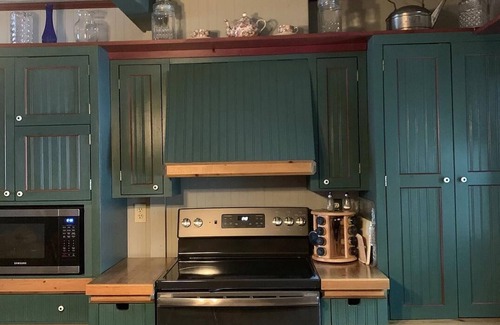 Grand Marais House | The Cottage - Dutch storybook bungalow across from campground overlooking beach