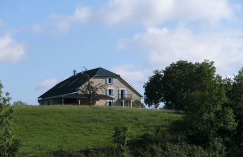 Lacoux House | The Cottage Bertinière south of the Jura, to 1am. Lyon, Geneva, Annecy .