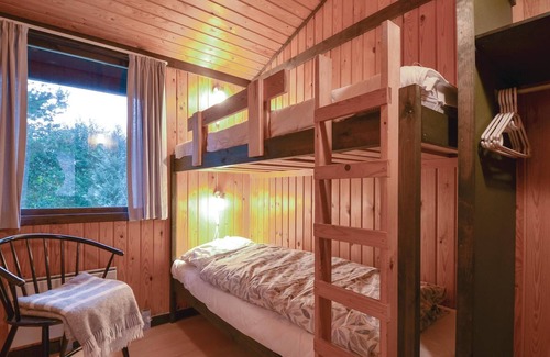 Skødshoved Strand House | The cottage invites you to relax and feel good.