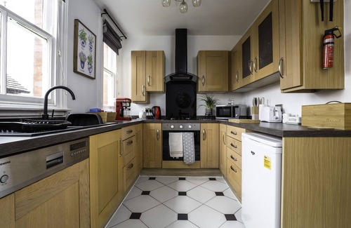Bebington Cottage | The cottage is a short walk to the Station, with trains to Liverpool/chester,