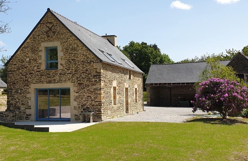 Merleac House | The cottage of Poulfos