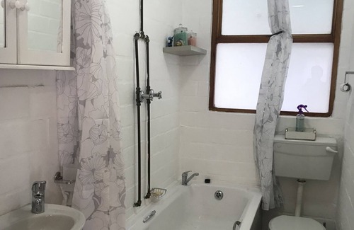 Capri Cottage | The cottage on 24 De Stadler Avenue between 2 popular beaches and Shopping Mall