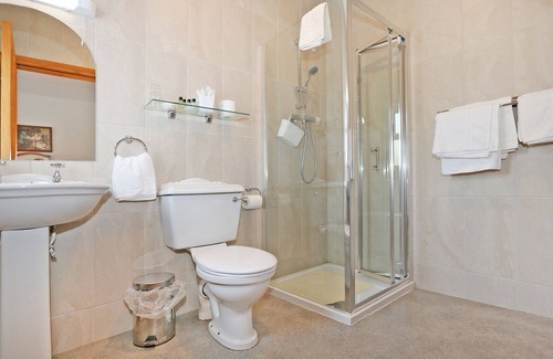 Bunratty House | The Courtyard B&B