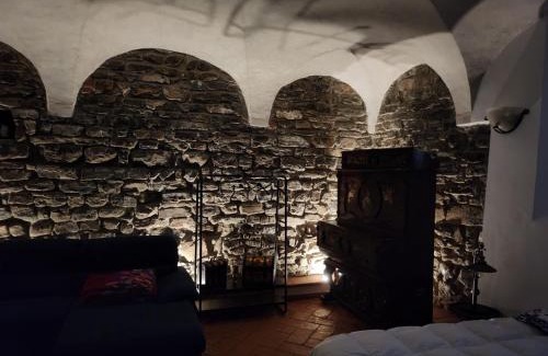 Garlate Apartment | The courtyard of the 6 arches