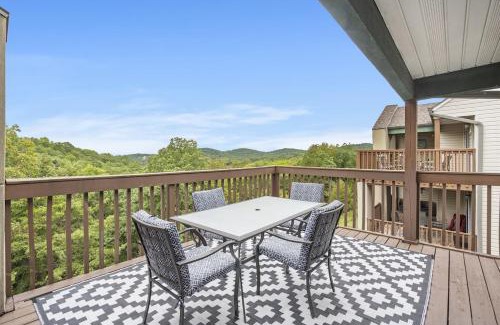 Indian Point Apartment | The Cove 21-6 By SDC, Big Deck, Pool, Hot Tub, By Lake