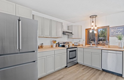 Moultonborough House | The Cove - Lake Winnipesaukee Waterfront