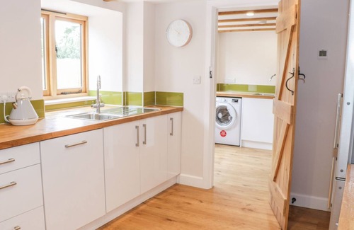 Munslow Cottage | The Cow Byre, Heath Farm