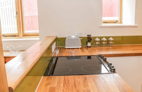Munslow Cottage | The Cow Byre, Heath Farm