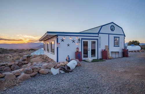 Kingman House | The Coyote Den #3: Experience Arizona Agritourism